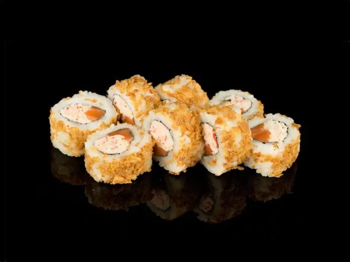 Beer ролл с крабом и лососем