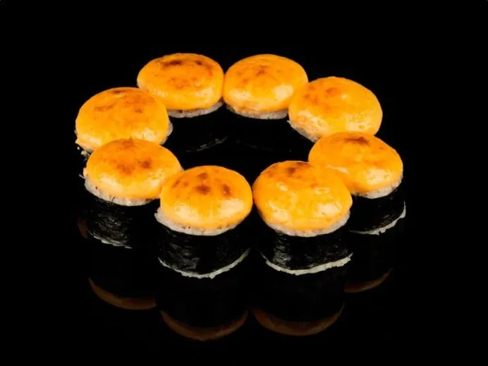 Запеченный beer ролл с курицей