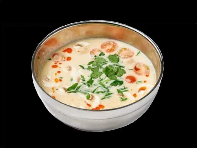 Том Кха с курицей