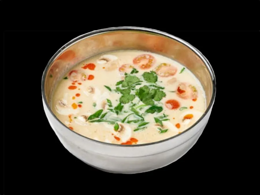 Том Кха с курицей